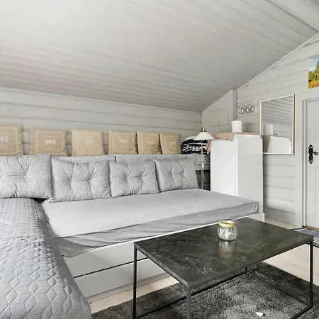 Peaceful With View And Jacuzzi At Blefjell